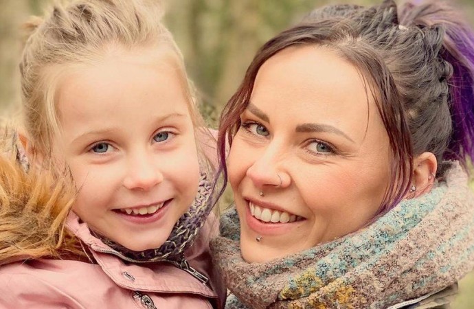 Cannabis oil: ‘I’ve spent £34,000 to keep my epileptic daughter alive’