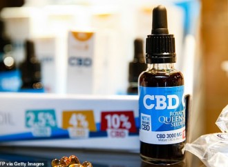 Cannabis oil is now available to buy over the counter at Australian pharmacies (but it won’t get you high)