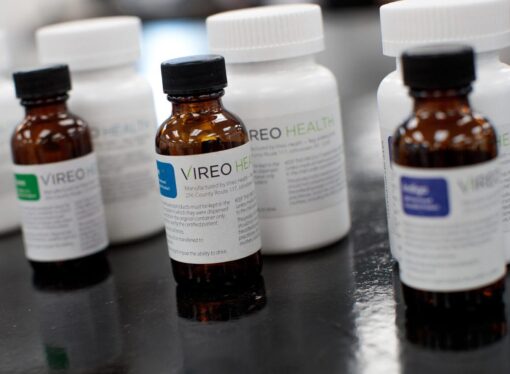 Florida MMJ Retailer Challenges Soaring License Fees