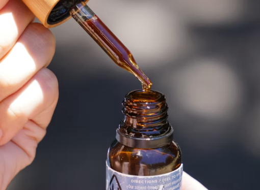 CBD Oil Enters the Wellness Mainstream in 2025